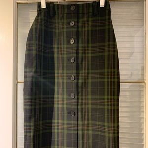 Size 00 Wilfred Green Plaid pencil skirt.